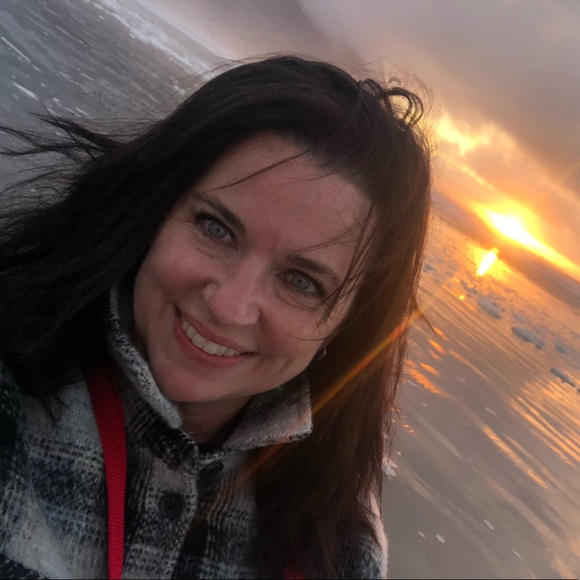 Meet your Posher, Crista - Picture 1 of 1